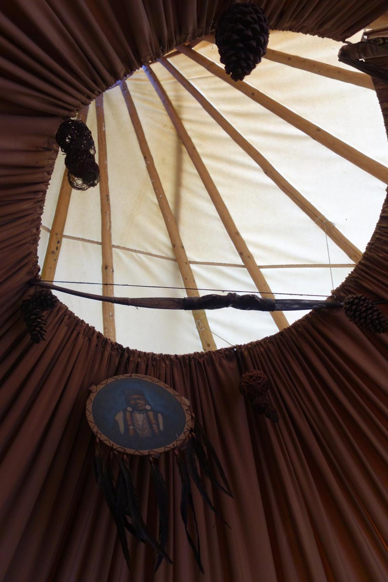 Levaltipis Hotel Saint-Gâtien-des-Bois Buitenkant foto